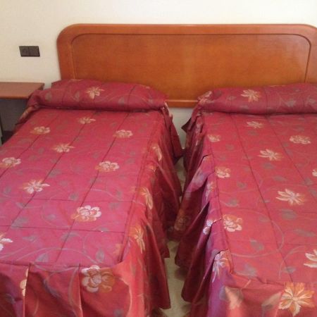 Motel Paris Dakar Selouane Екстериор снимка