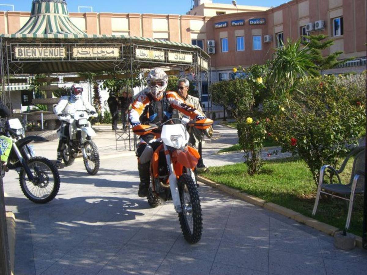 Motel Paris Dakar Selouane Екстериор снимка