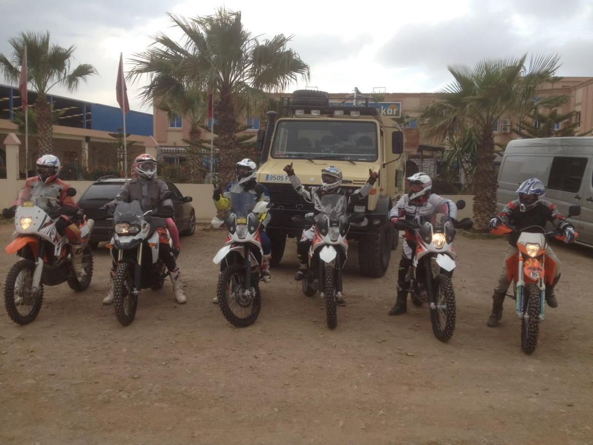 Motel Paris Dakar Selouane Екстериор снимка