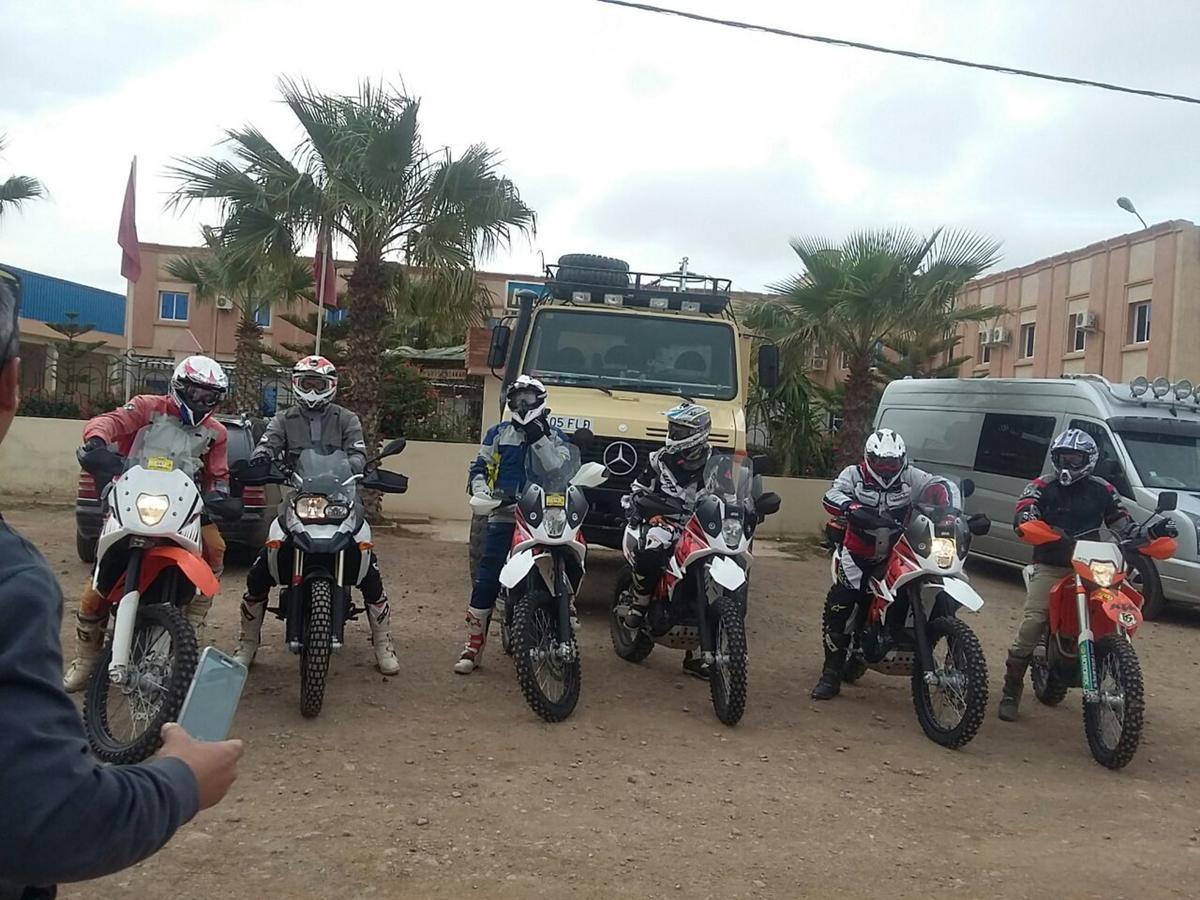 Motel Paris Dakar Selouane Екстериор снимка